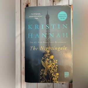The Nightingale by Kristin Hannah